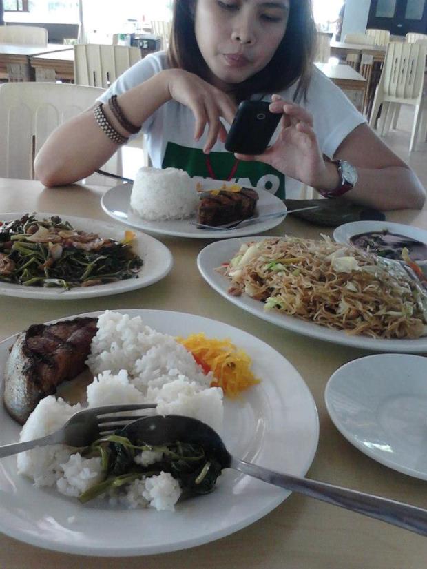 549318_10151333121958302_1031833012_n