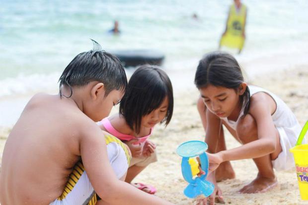 923193_622716774424088_902285915_n